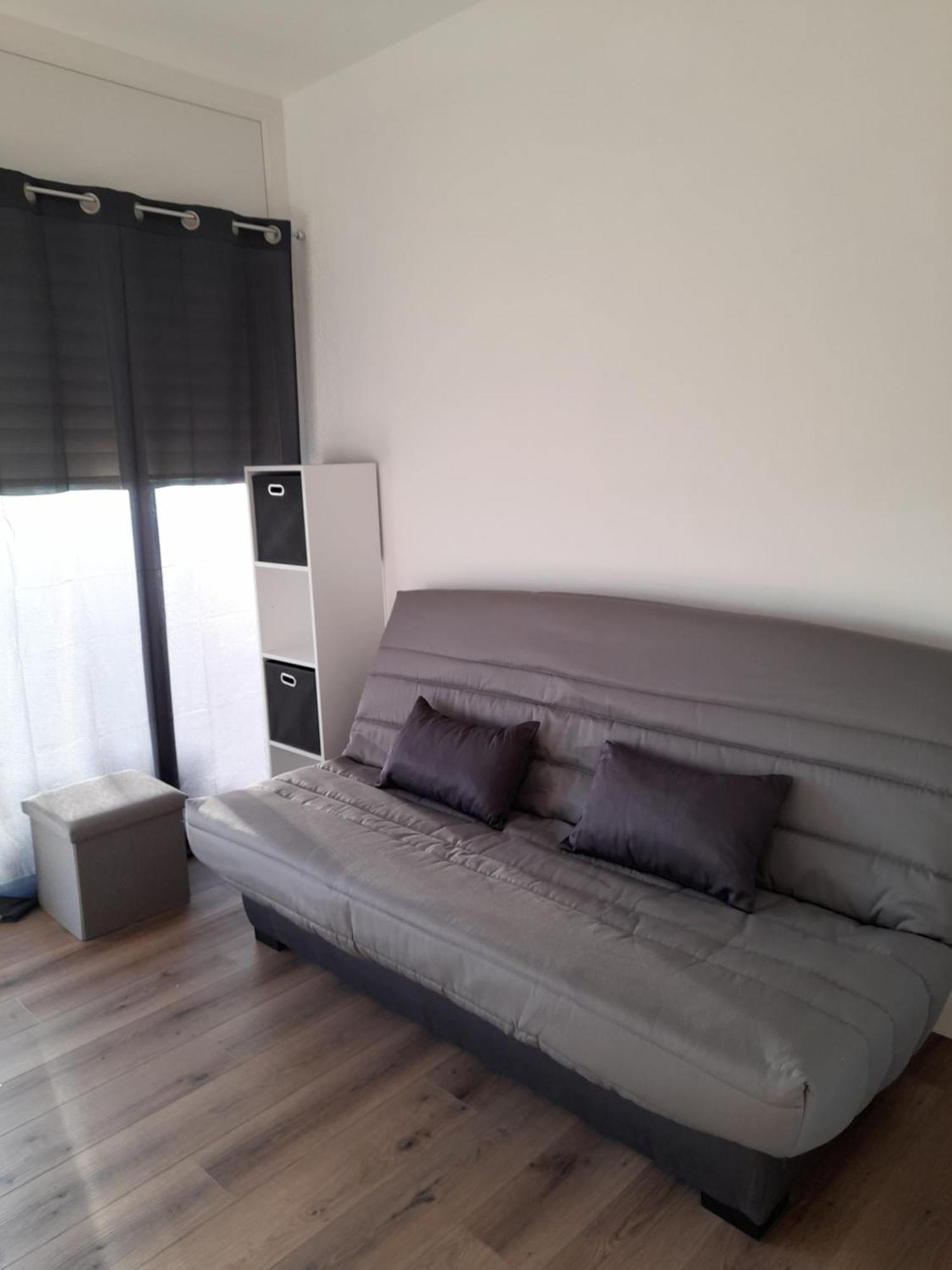 Au Bord Du Courant Apartment